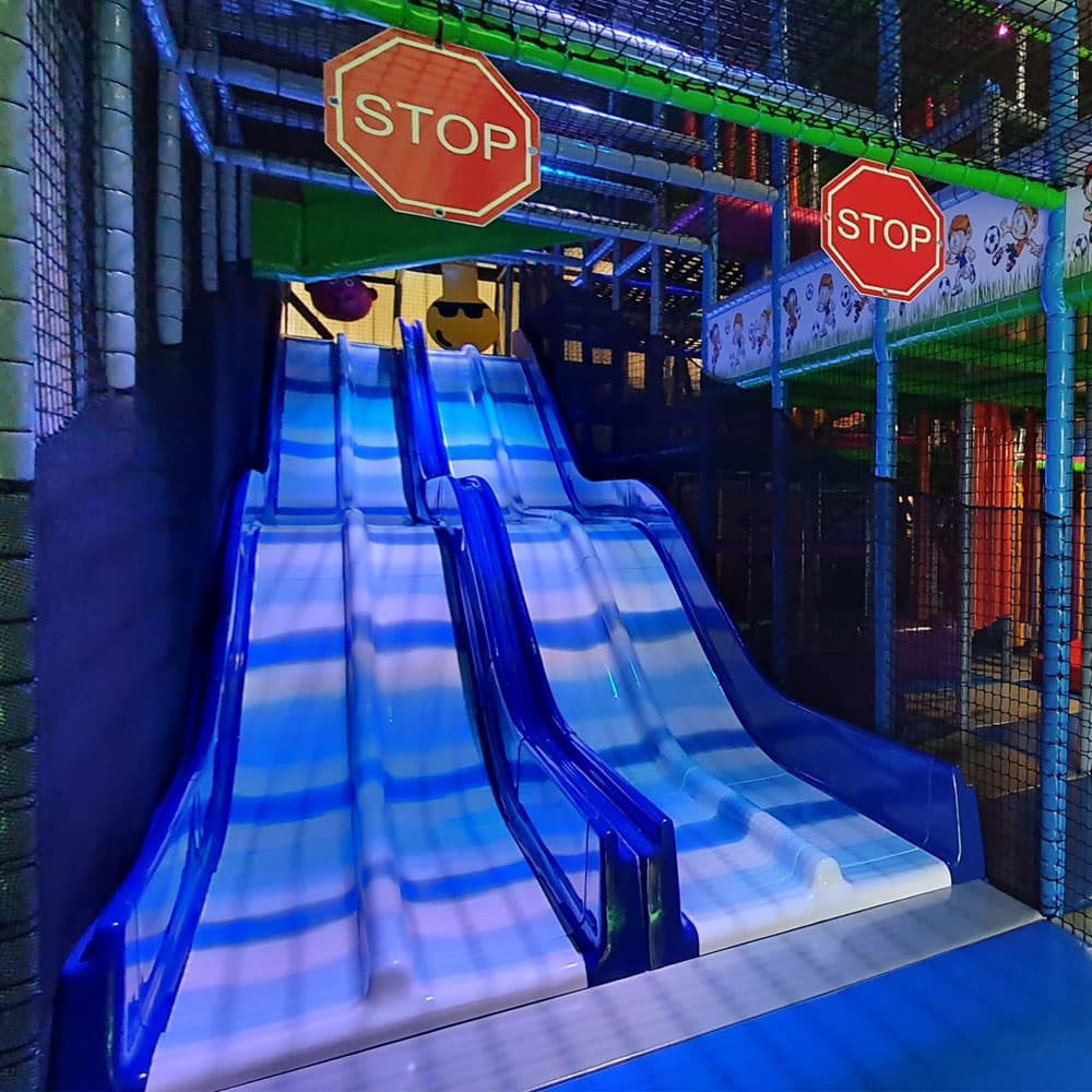 Wellerutsche für Kinder in der Marcelo fun Arena Wellerutsche für Kinder in der Marcelo fun Arena